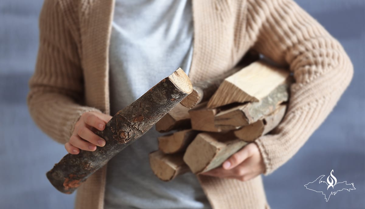 Does Hardwood or Softwood Make Better Firewood?